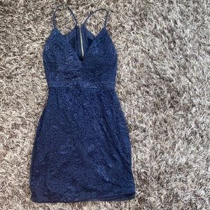Selling party dress size (M)